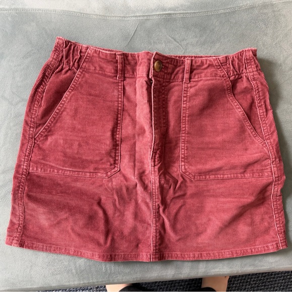 American Eagle Outfitters Dresses & Skirts - AMERICAN EAGLE Hi Rise A-LIne Corduroy Mini Skirt Mauve Pink, Size 10